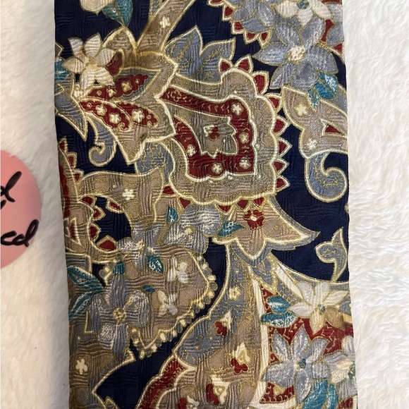 Floral Paisley Tie - Multicolor - Picture 2 of 5